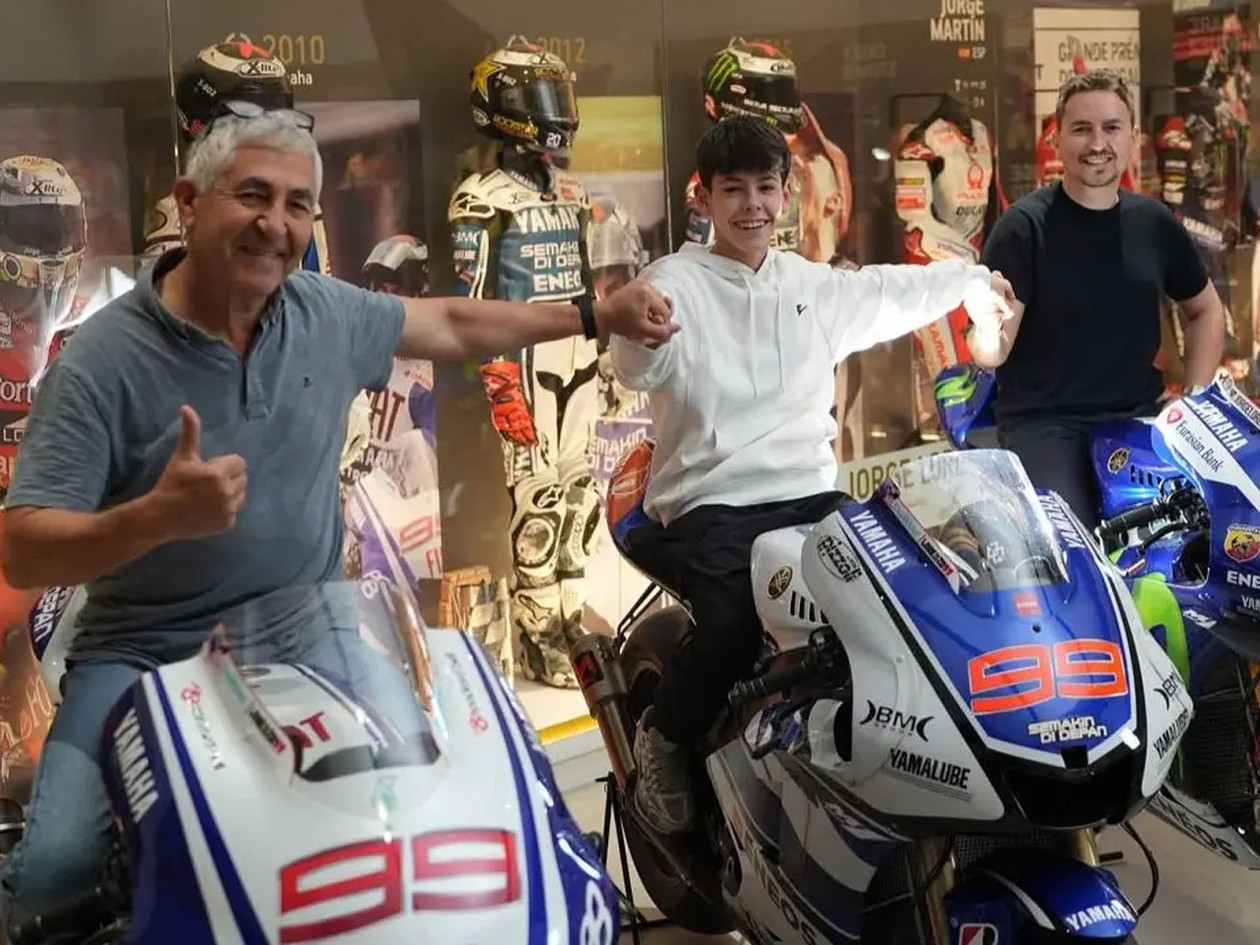 Jorge Lorenzo - Προπονητικής συνέχεια με το Víctor Cubeles