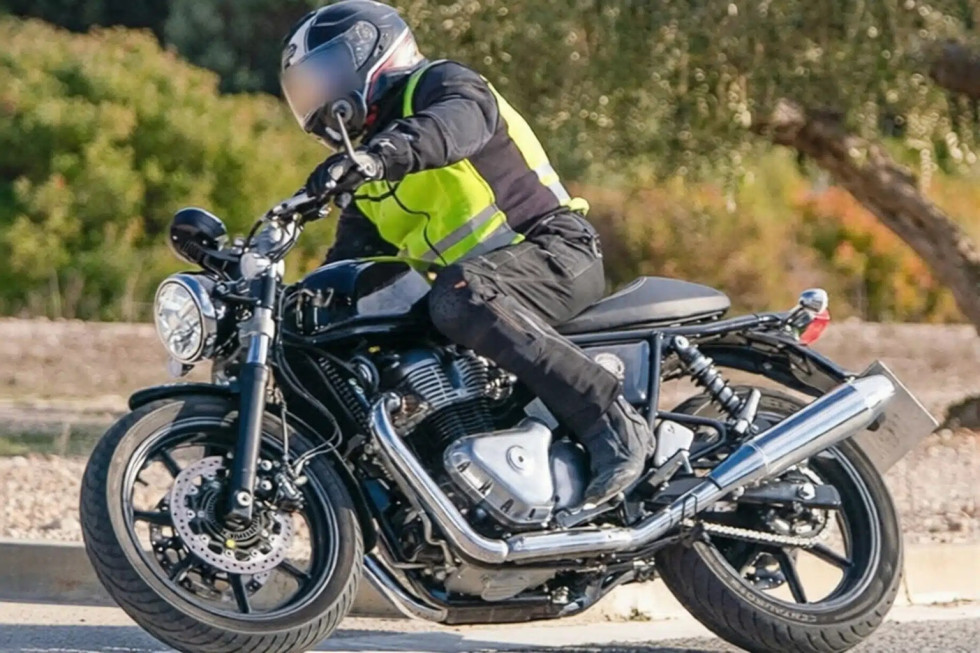 Royal Enfield Continental GT 750 – Νέα παρατήρηση και spy pics