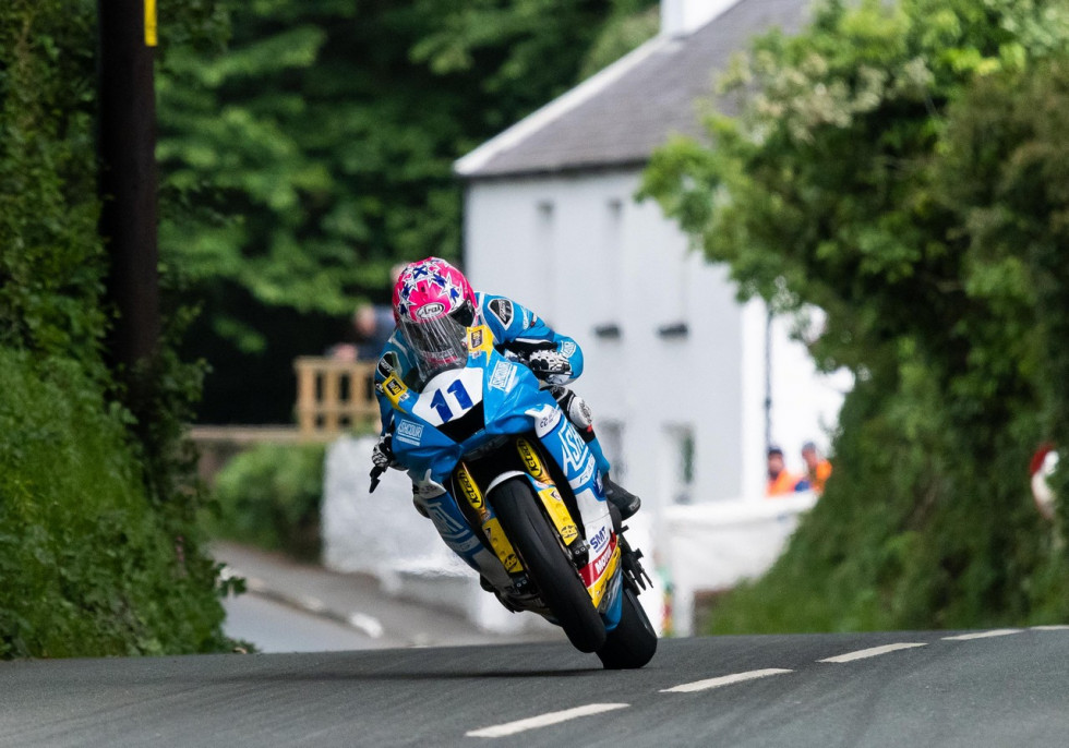 IoM TT, Supersport – Παρθενική νίκη για τον Lee Johnston χωρίς εργοστασιακή στήριξη!