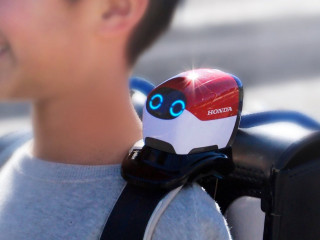 Honda Ropot - Ρομποτικός βοηθός οδικής ασφάλειας για παιδιά