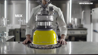 Ρεπορτάζ - Το 2050 τα ελαστικά του Michelin Group θα είναι 100% από ανακυκλώμένα υλικά! - VIDEO