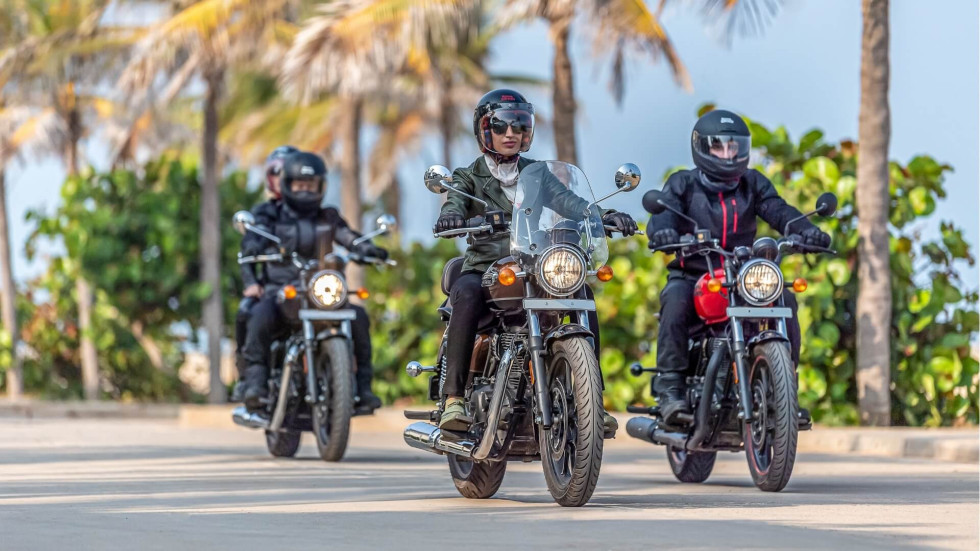 Royal Enfield Meteor 350 στη Moto Petsas