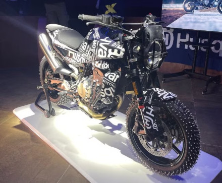Husqvarna Svartpilen 801 2024 – Πρώτες εικόνες εμφανίστηκαν