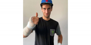 Alex Rins - Έσπασε χέρι σε ποδηλατικό ατύχημα, χάνει το GP της Καταλονίας!